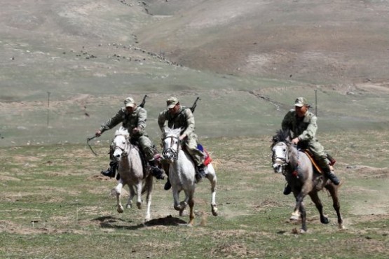 Van'daki Kırgız süvari birliği 10