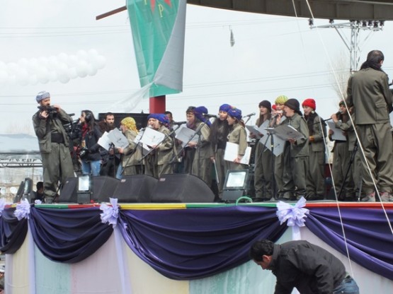 2015 Van Newrozu'nda karaler! 45