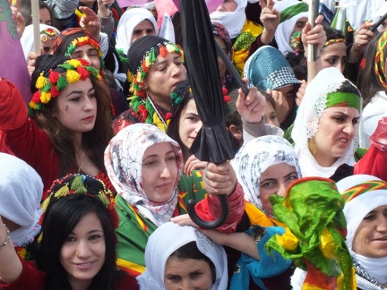 2015 Van Newrozu'nda karaler! 50