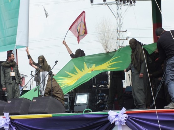 2015 Van Newrozu'nda karaler! 56