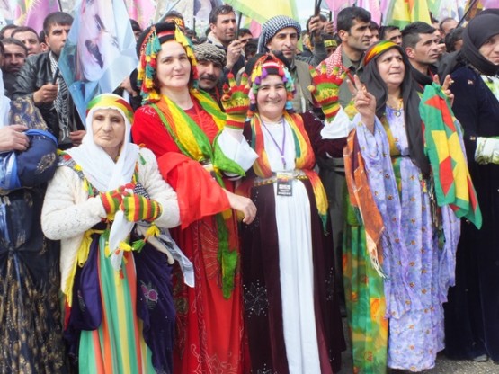 2015 Van Newrozu'nda karaler! 60