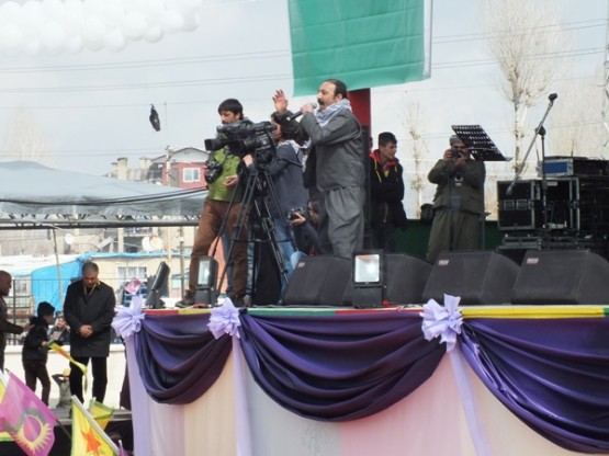 2015 Van Newrozu'nda karaler! 72