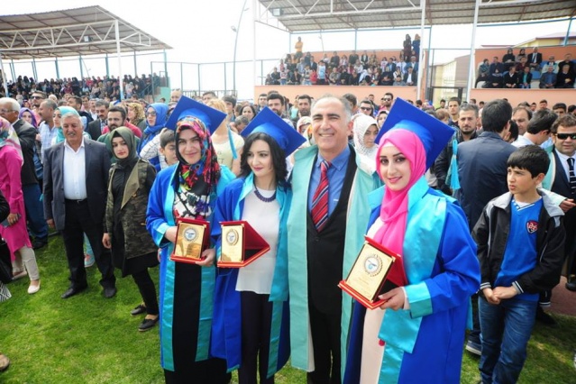 YYÜ Edebiyat Fakültesi 2016 Mezuniyet Töreni 14