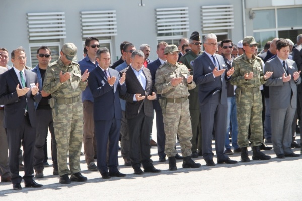 Van'da iki şehide uğrlama töreni düzenlendi 19