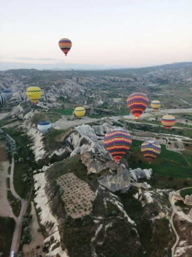 Vanlı öğrenciler Kapadokya'da 2