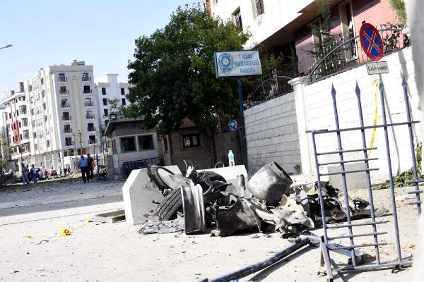 Van'da bombalı saldırı 7