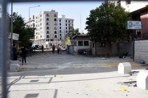 Van'da bombalı saldırı 12