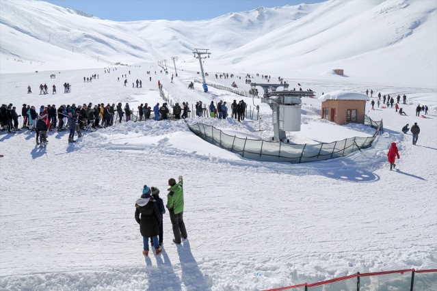 Snowboard meraklısı esnaf "Nusret Akımı"na kapıldı 18