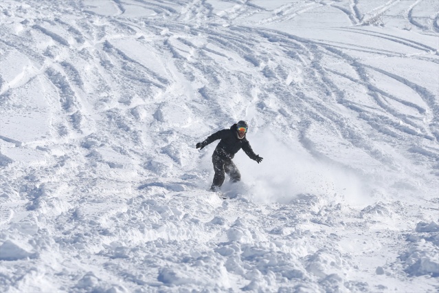 Snowboard meraklısı esnaf "Nusret Akımı"na kapıldı 12
