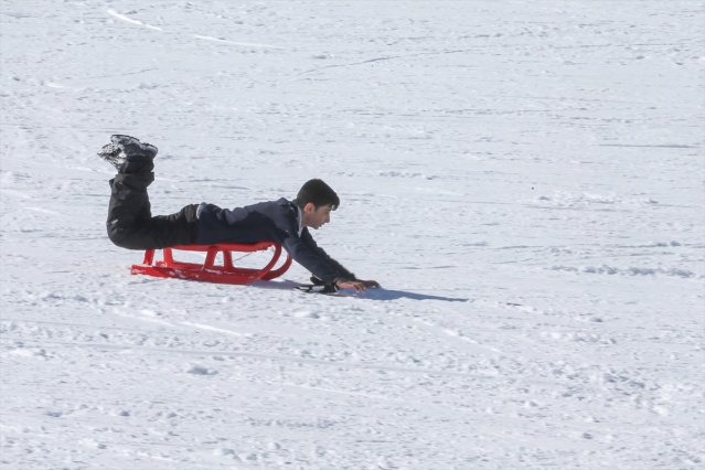 Snowboard meraklısı esnaf "Nusret Akımı"na kapıldı 11