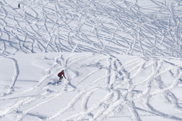 Snowboard meraklısı esnaf "Nusret Akımı"na kapıldı 15