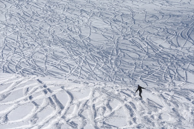 Snowboard meraklısı esnaf "Nusret Akımı"na kapıldı 22