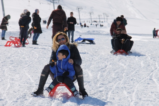 Snowboard meraklısı esnaf "Nusret Akımı"na kapıldı 27