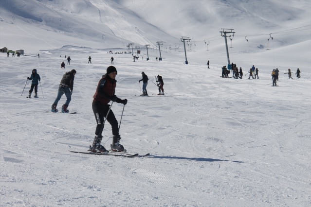 Snowboard meraklısı esnaf "Nusret Akımı"na kapıldı 24