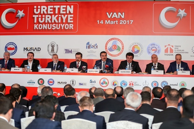 Van'da 'Üreten Türkiye Konuşuyor' toplantısı 1