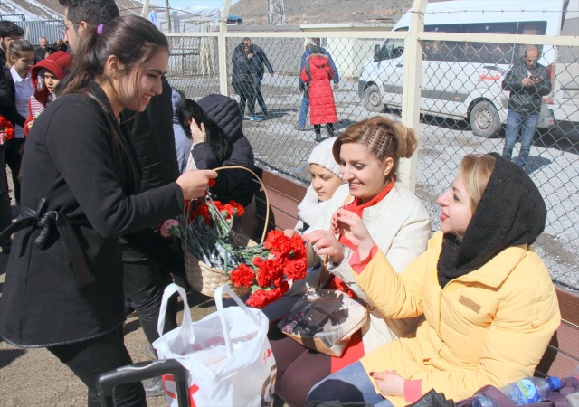 İranlılar nevruz tatili için Van'a akın etti 14