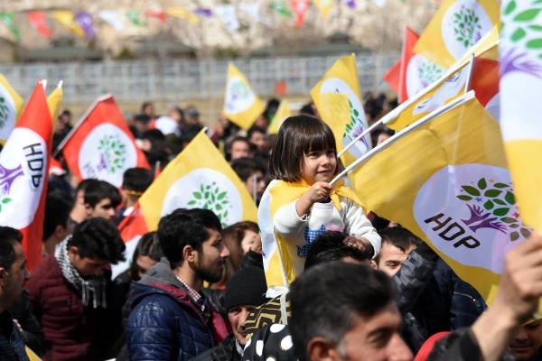 Van'da nevruz çoşkuyla kutlandı 2