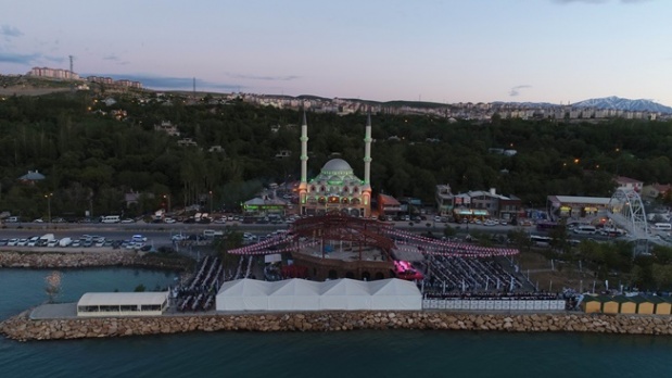 Doğu Anadolu Bölgesi’nin en kapsamlı iftar çadırı 5