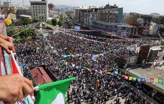 HDP final mitingini Van'da yaptı 6