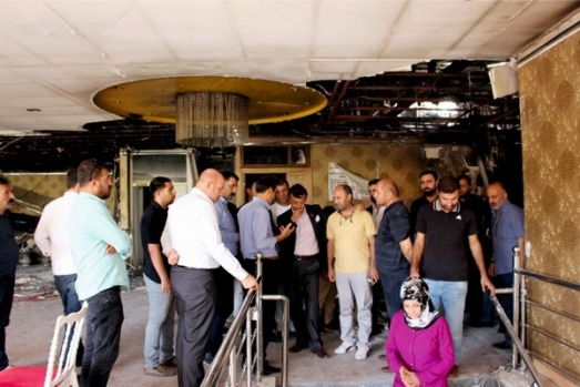 Türkmenoğlu, yangında hasar gören iş yerlerini ziyaret etti 4
