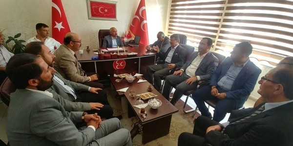 Türkmenoğlu’ndan siyasi partilere iadeyi ziyaret 1