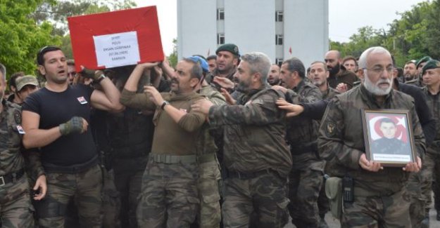 Şehit Özel Harekat Polisi Ersan Gürpınar memleketine uğurlandı