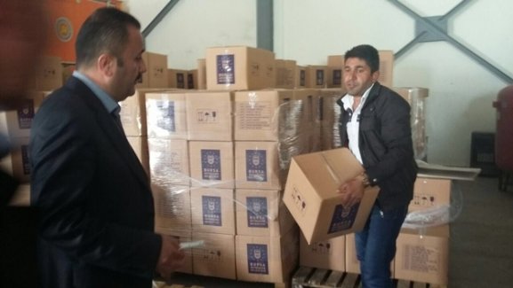 AK Parti'den Yüksekovalı ailelere yardım