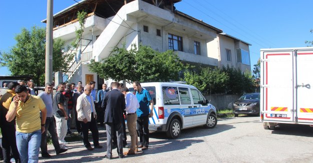 Çoum Osmancık'ta lise öğrencisi evinde ölü bulundu!