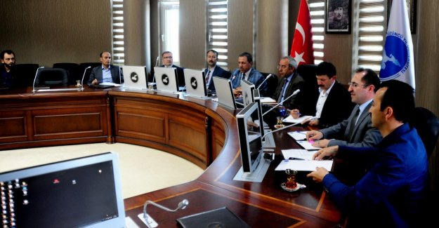 Rektör Battal Sanayici  ve STK Temsilcileriyle Bir Araya Geldi