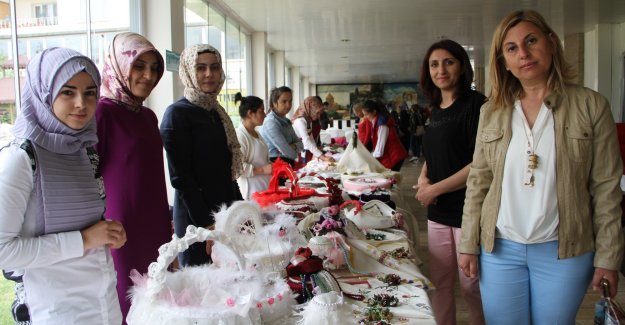 Van'da fakir öğrenciler için kermes