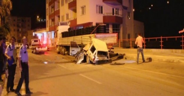 Mersin Mut'ta trafik kazasında  Sinan Zengiç ve Hakan Ünan hayatını kaybetti