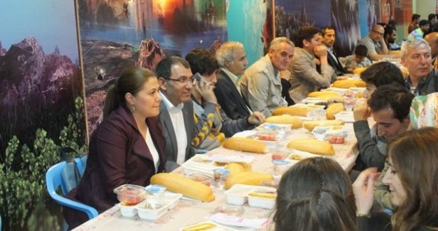 Van SMMMO’dan İftar Yemeği