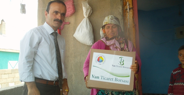 Van Ticaret Borsası Ramazan paketi yardımı yaptı