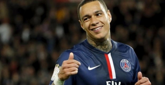 Fenerbahçe’den Van der Wiel bombası