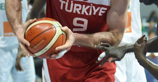 Türkiye Fransa Olimpiyat Elemeleri yarı final basketbol maçı ne zaman hangi kanalda?