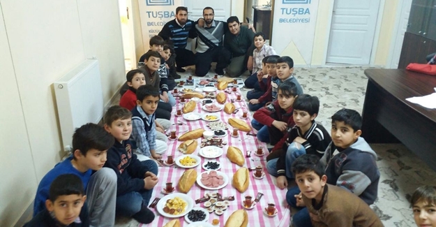 Yaz Kur’an Kursu öğrencilerine kahvaltı
