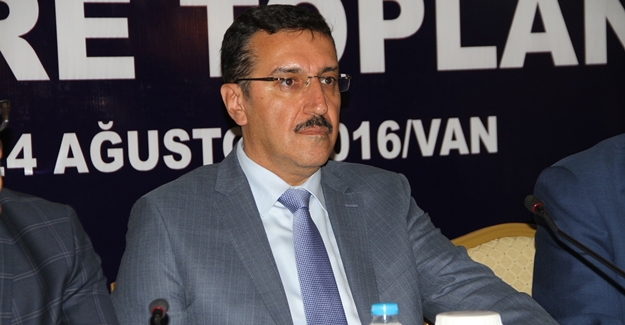 Bakan Tüfenkçi Van'dan ayrıldı