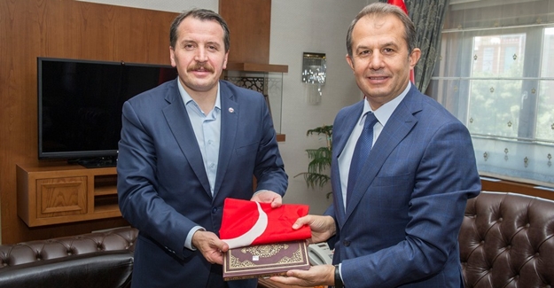 Başkan Yalçın’dan Vali Taşyapan’a ziyaret