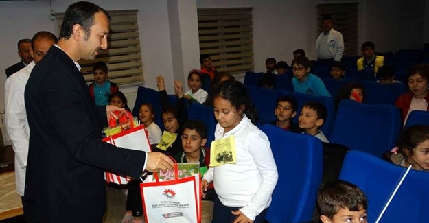 Öğrenciler eğitici çizgi filmlerle bilgilendiriliyor