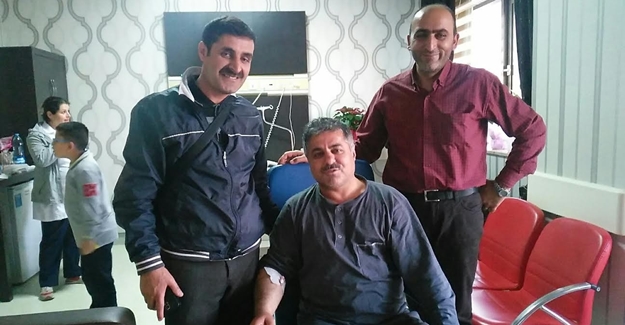 Sağlık-Sen Van Şube Başkanı Hikmet Bilgin'den doktor Çavlı'ya teşekkür