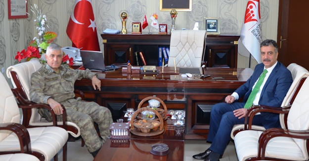 Korgeneral Çetin’den Müdür Koç’a ziyaret