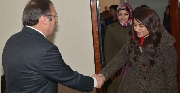 Öğretmenlerden Çatak Kaymakamı Akgül'e ziyaret