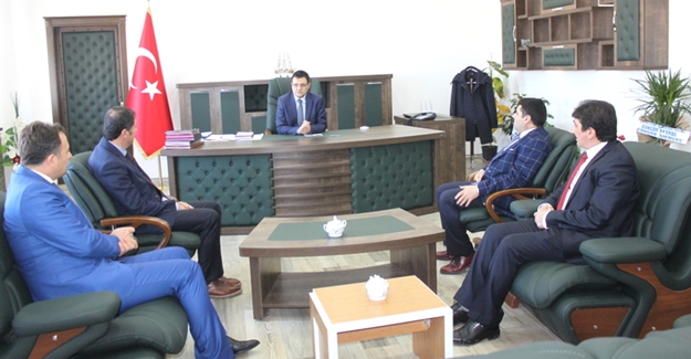 Kırekin'den Gürpınar ilçe kaymakamına ziyaret