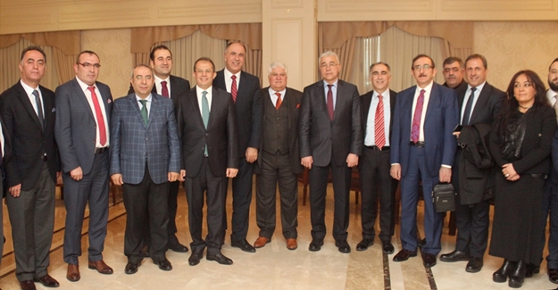 Van Vakfı Van'da toplantı düzenledi