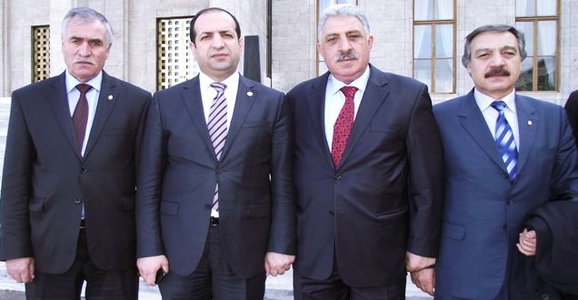BAŞKAN AYDEMİR ÇİFTÇİ’YLE BİR ARAYA GELDİ - VAN HABERLERİ