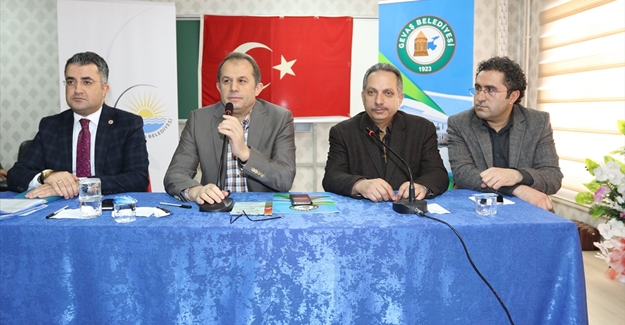 Taşyapan kurum amirleri ve muhtarlarla bir araya geldi