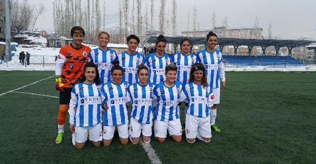 VEDAŞ'tan genç sporculara destek