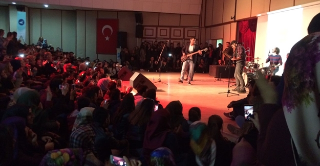 YYÜ Öğrenci Konseyi'nden anlamlı gece