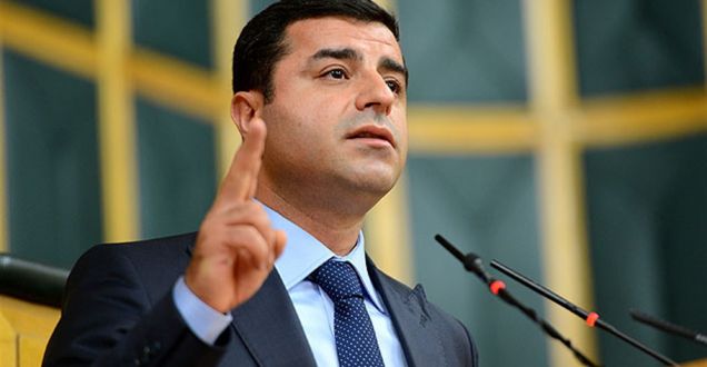 HDP Eş Başkanı Selahattin Demirtaş Diyarbakır'da açıklama yapıyor canlı izle!