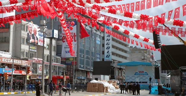 Van, Başbakanı bekliyor